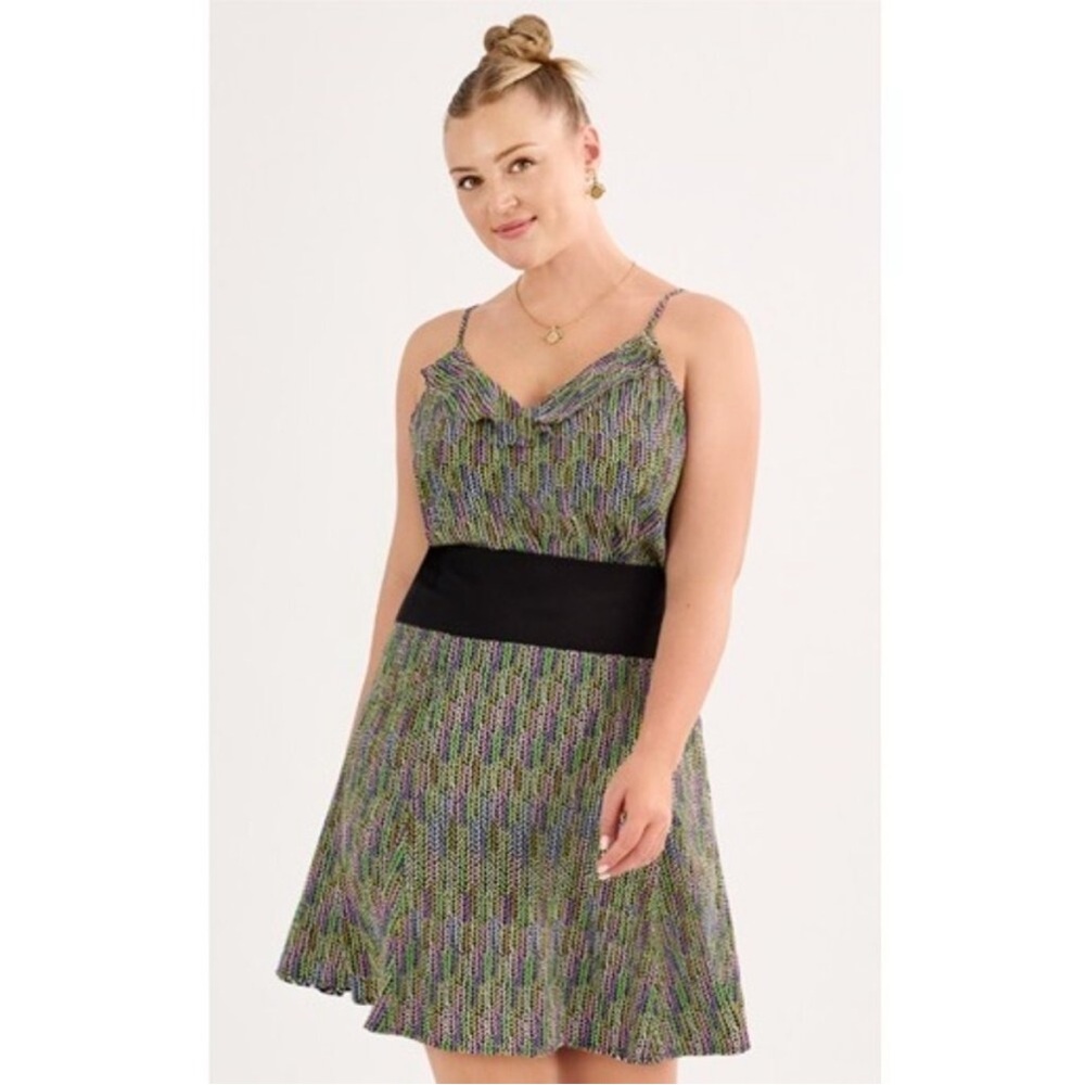 Cabi Spring 2025 REVERSIBLE Together Skirt #6755 - Picture 2 of 10